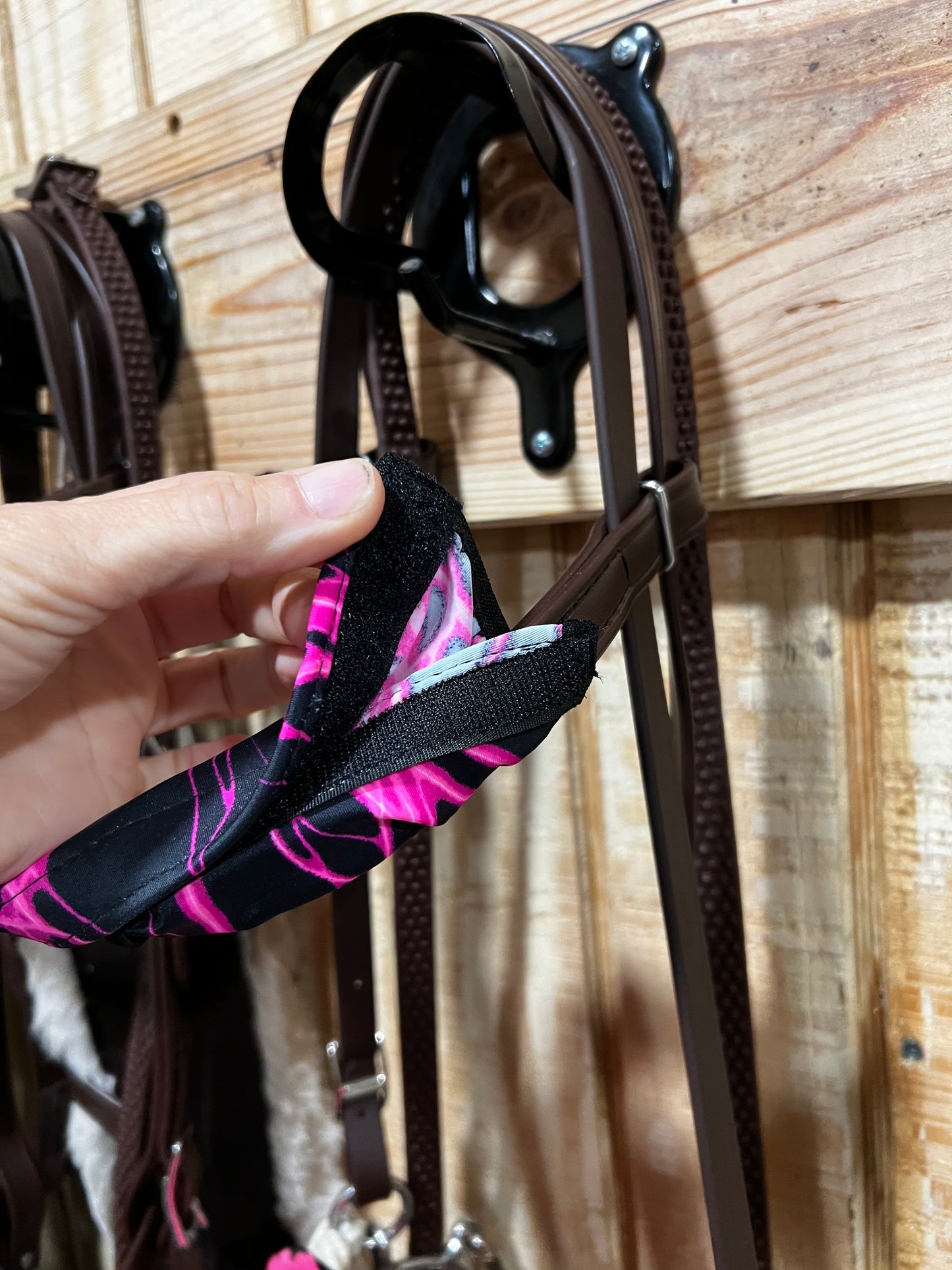 Neon Pink Lightning Print Browband or Noseband Cover (ONE Cover Only)
