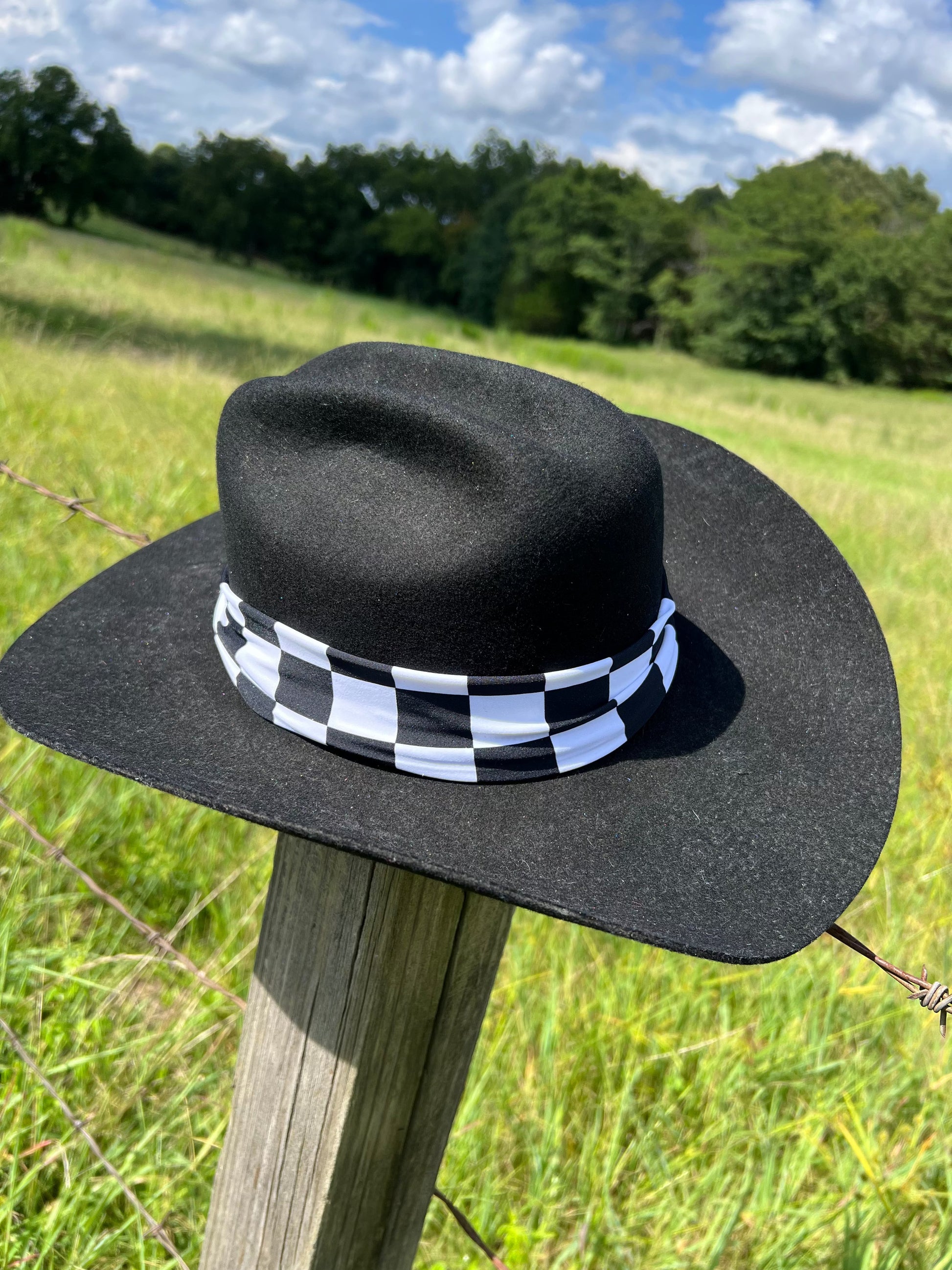 Black And White Checkered Hat Band - Riverside Rodeo Shirts