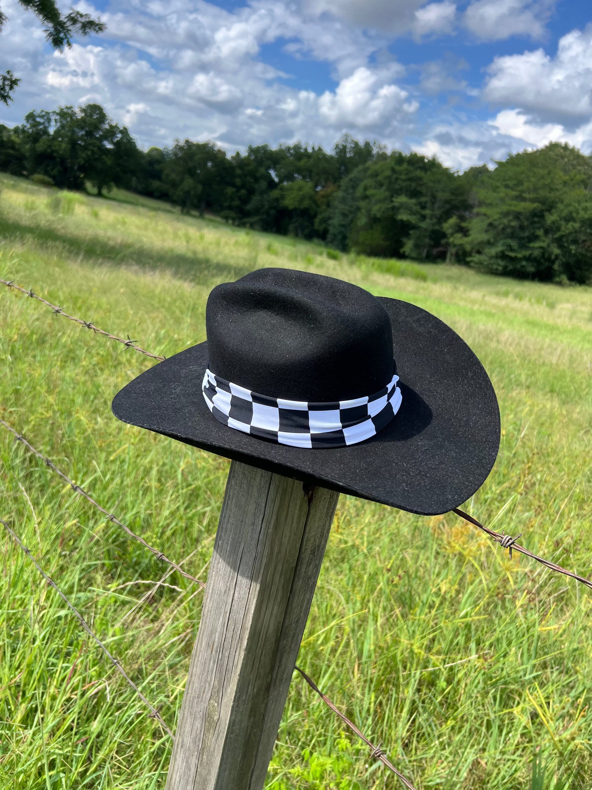 Black And White Checkered Hat Band - Riverside Rodeo Shirts