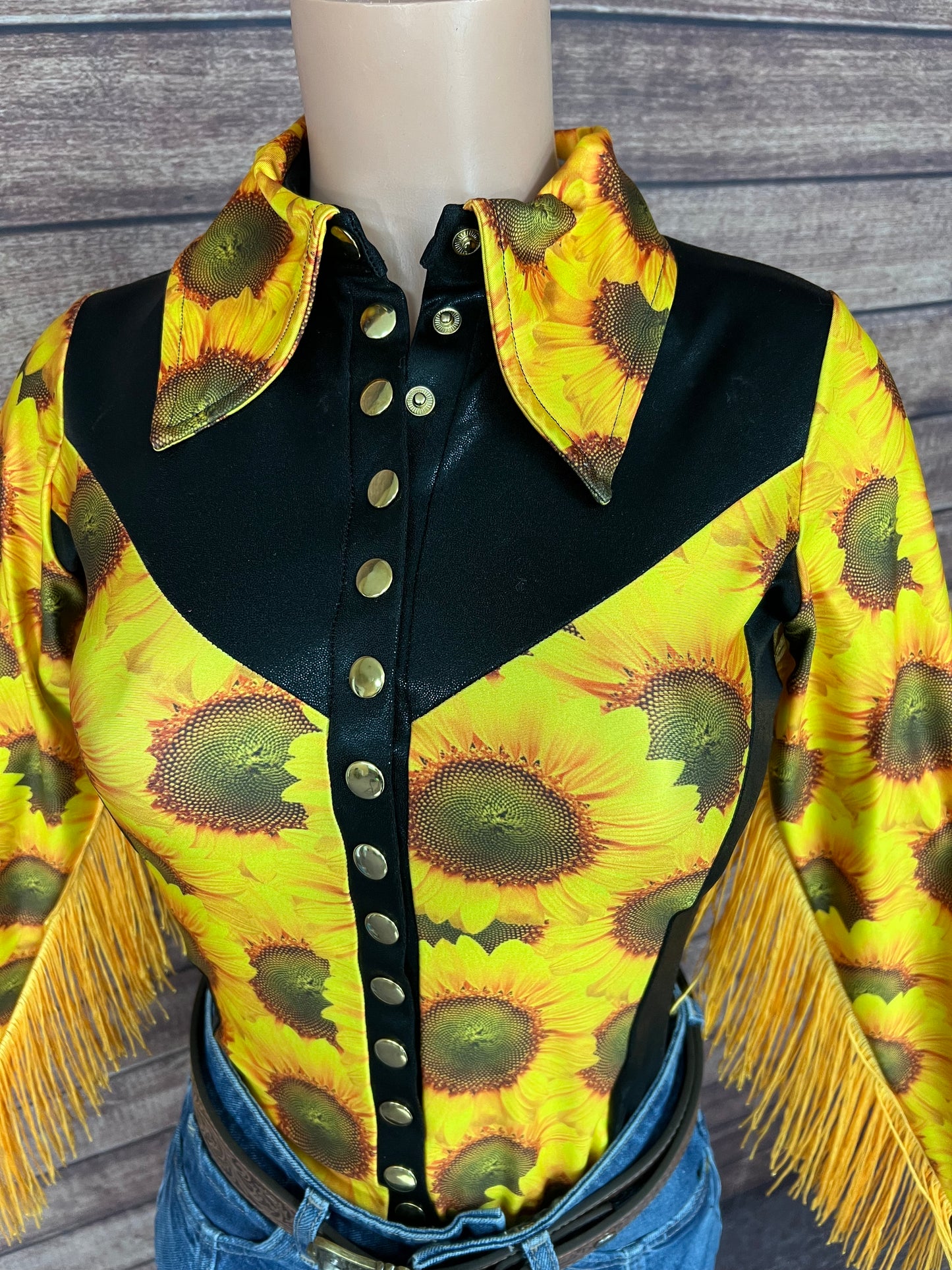 Sunflower Fields Rodeo shirt - Snap Front